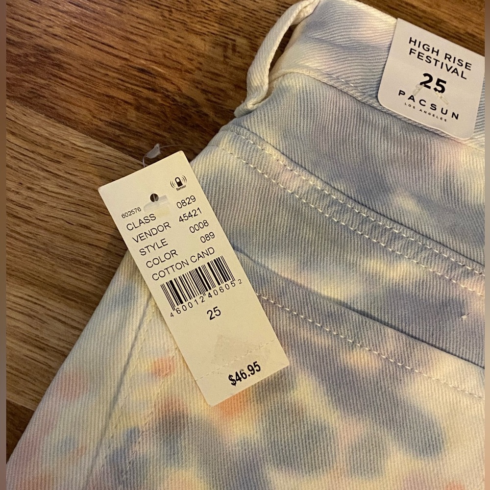 PacSun High Rise Festival Shorts - Picture 4 of 4